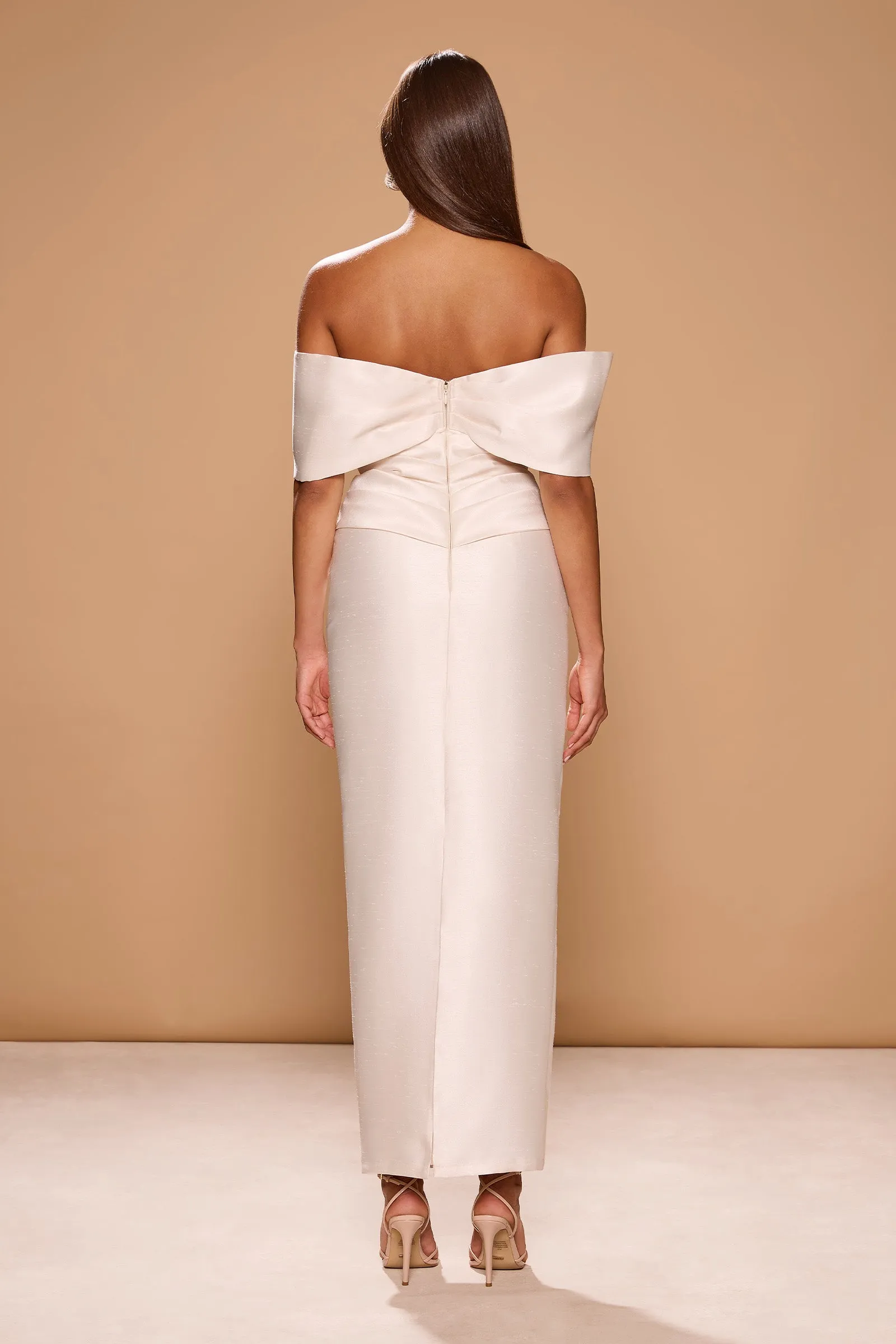 ASPEN GOWN