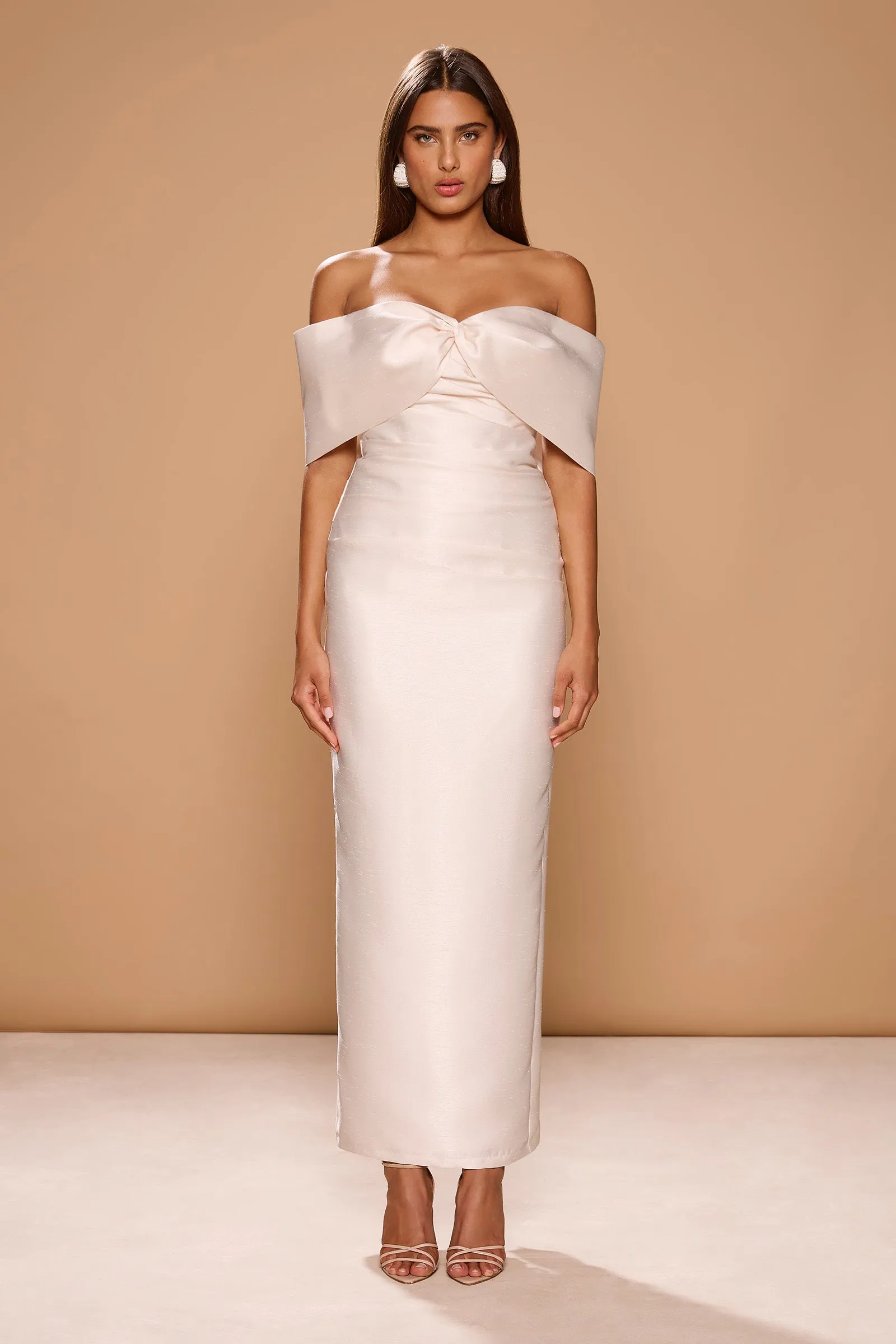 ASPEN GOWN