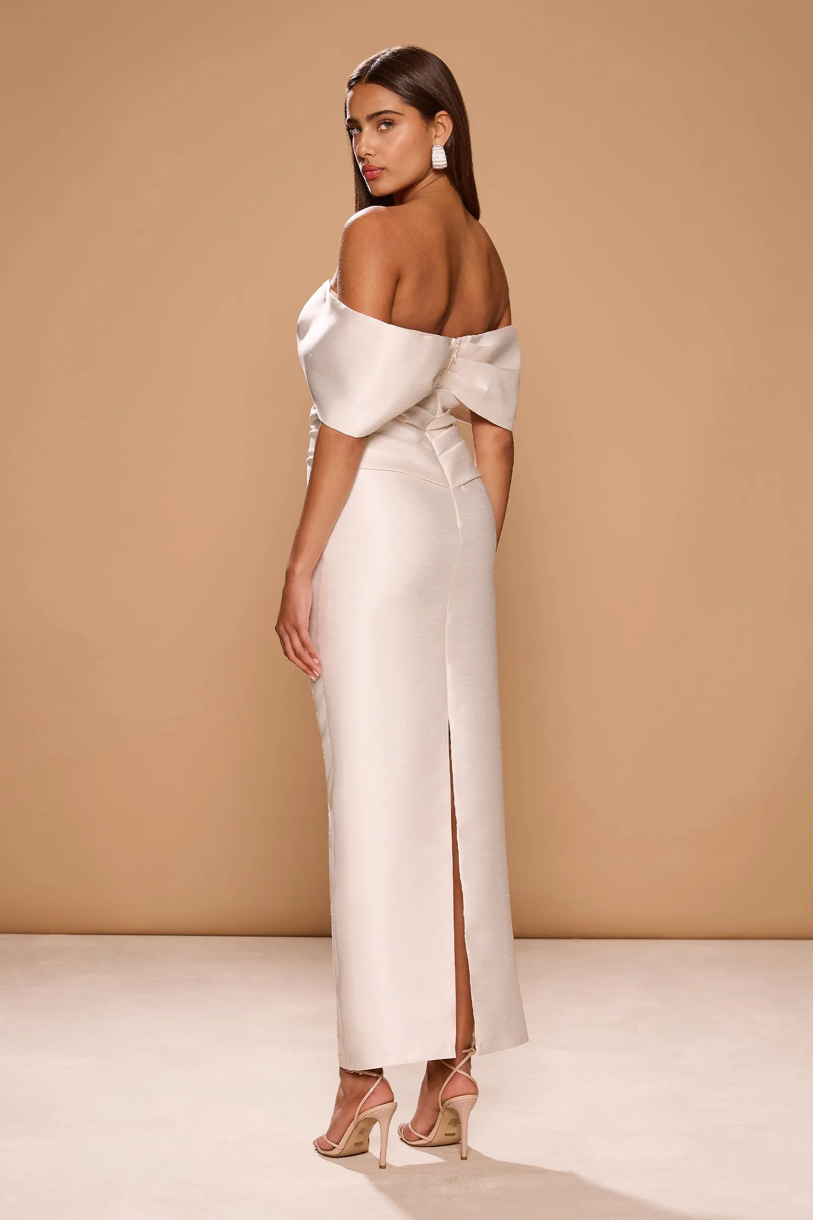 ASPEN GOWN