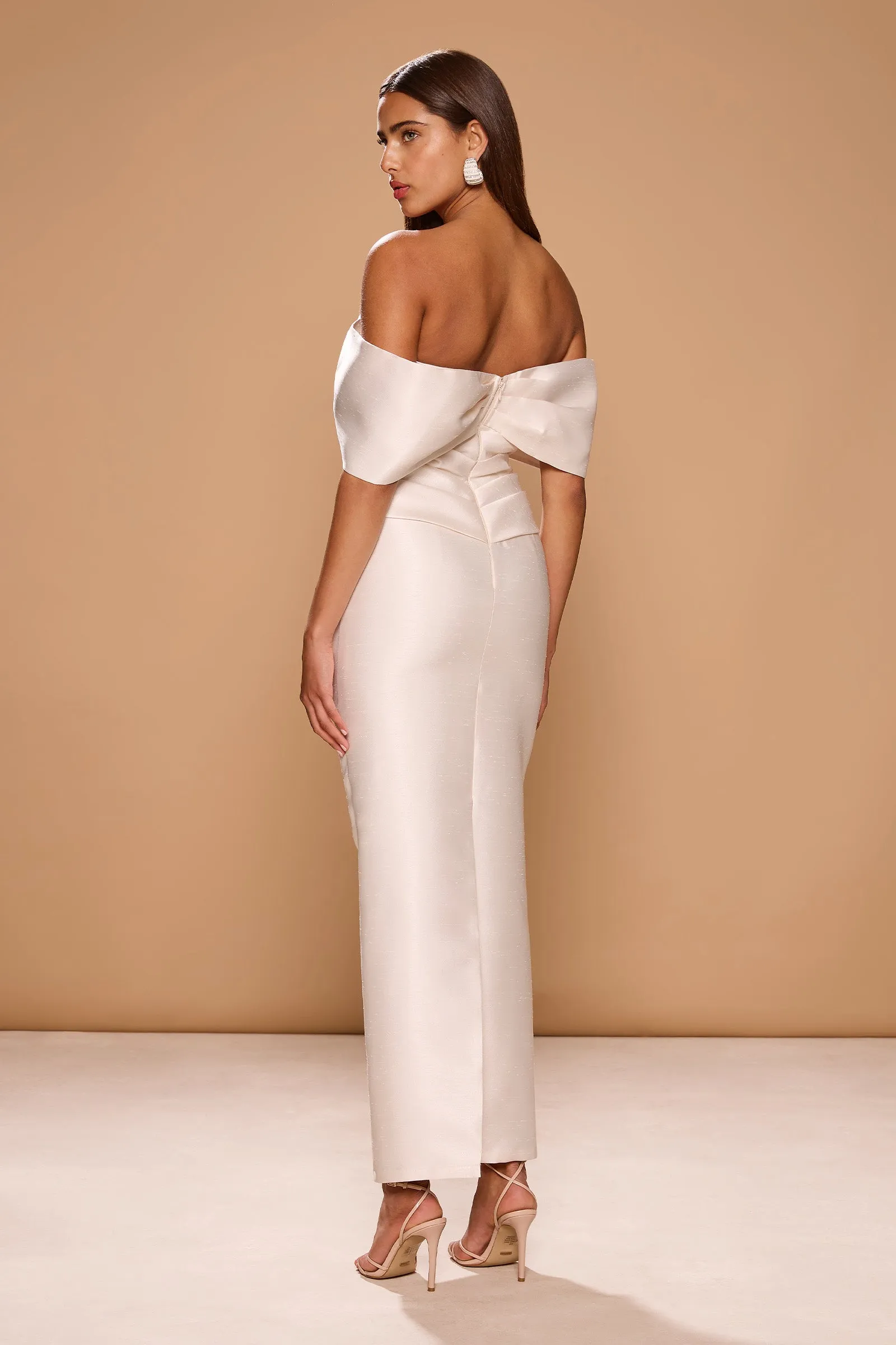 ASPEN GOWN