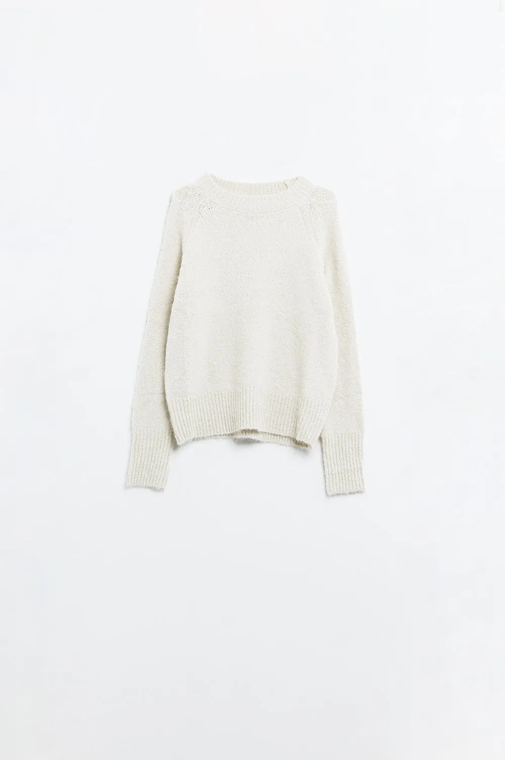 Basic Knited Crew Neck Sweater in cream color
