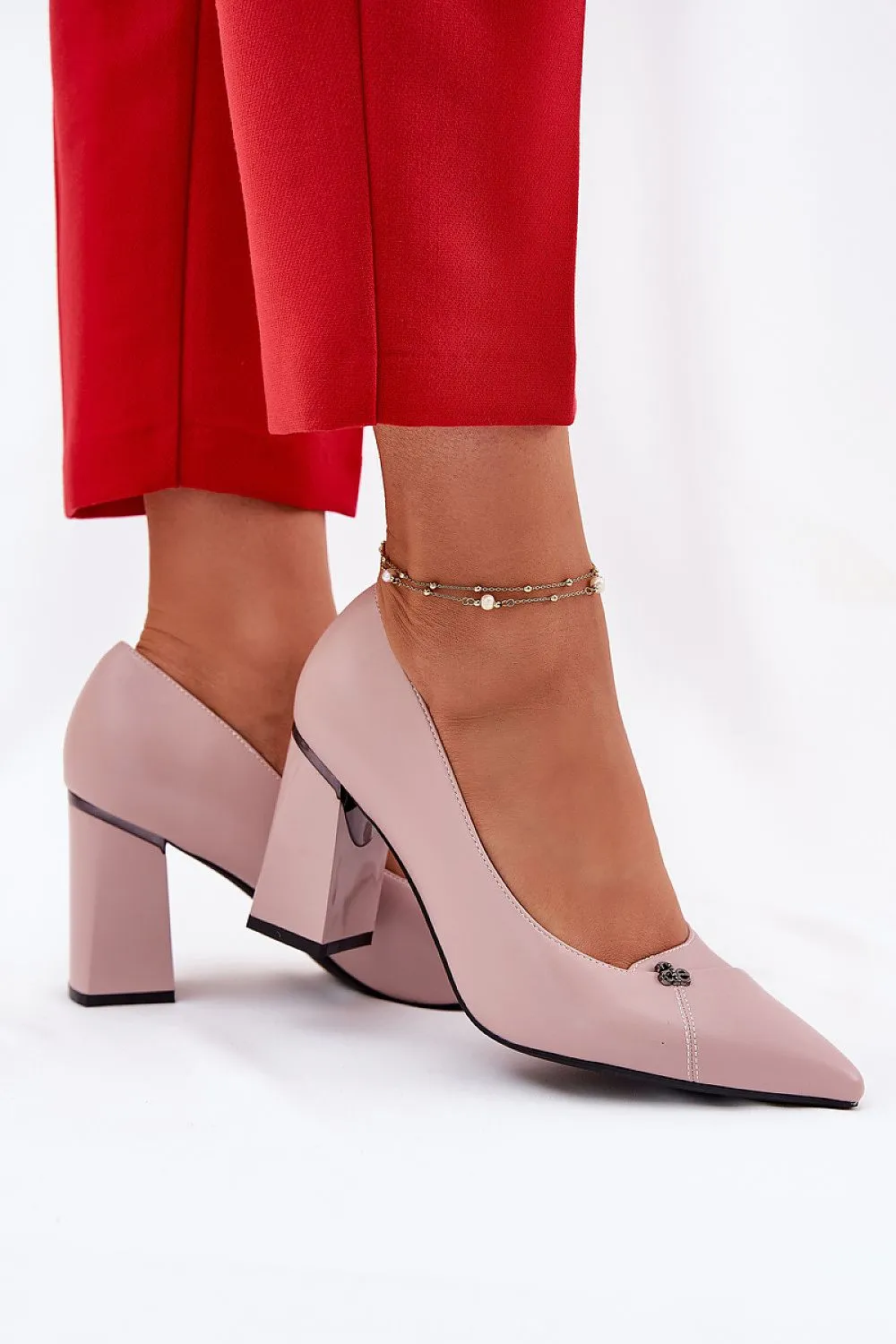 Block heel pumps