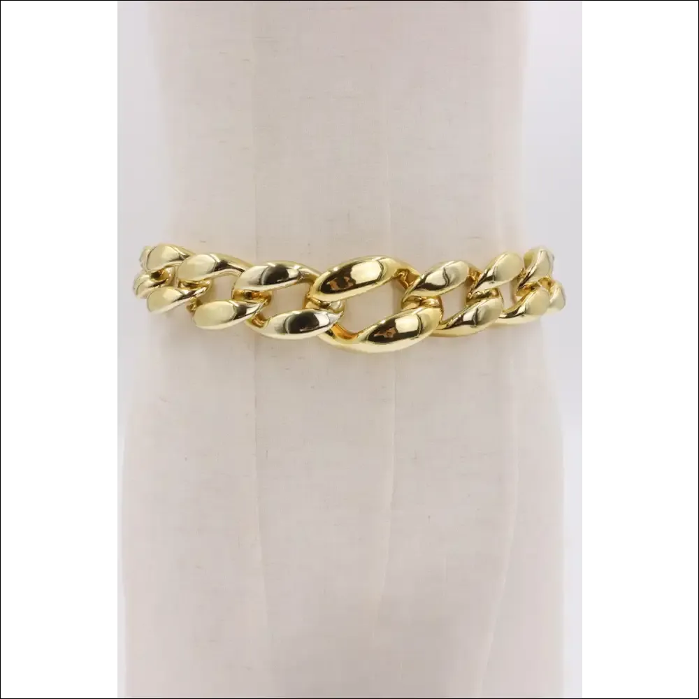 Chic Acrylic Chain Belt