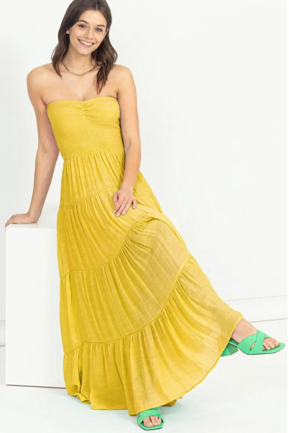 D131 RUCHED STRAPLESS DRESS