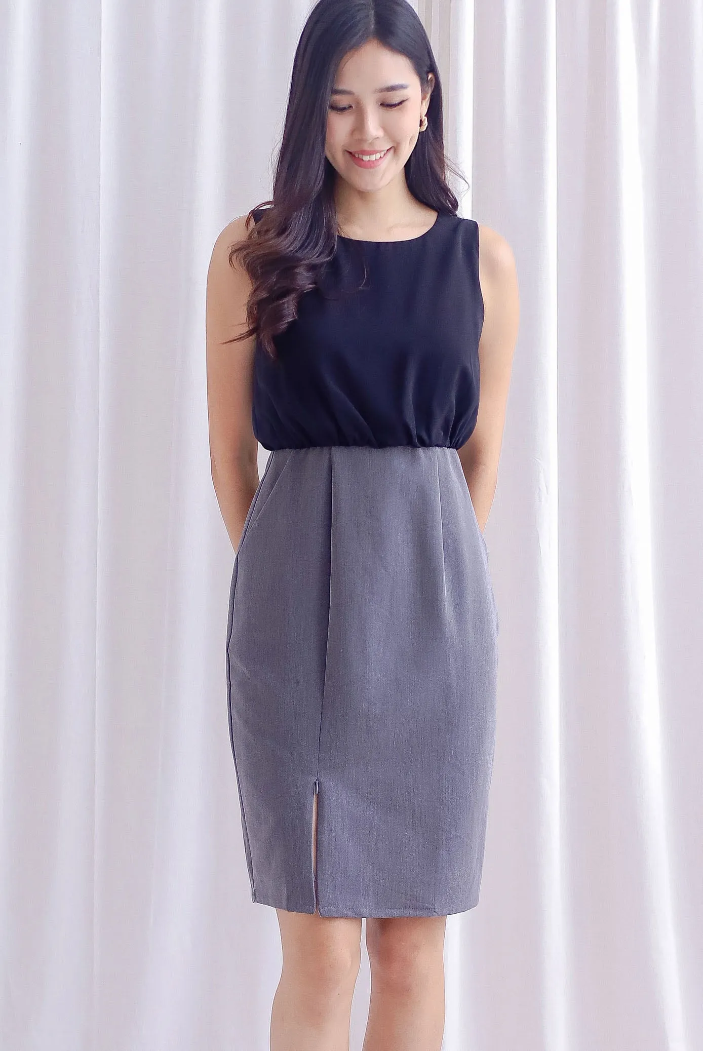Dolores Ruched Colourblock Zip Slit Dress In Black/Grey