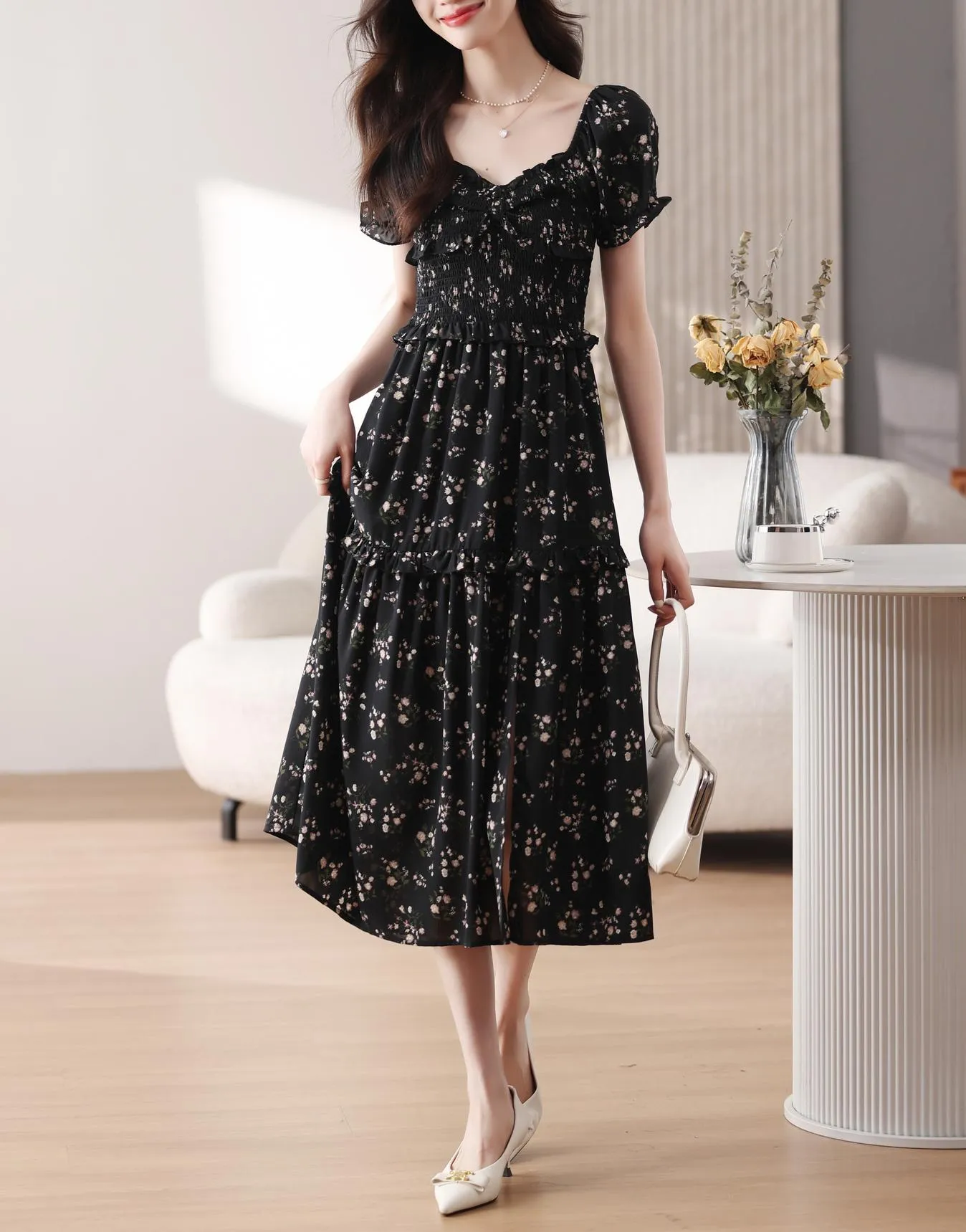 Dress with Ruched Sleeves and Adjustable Waist for a Flattering Fit