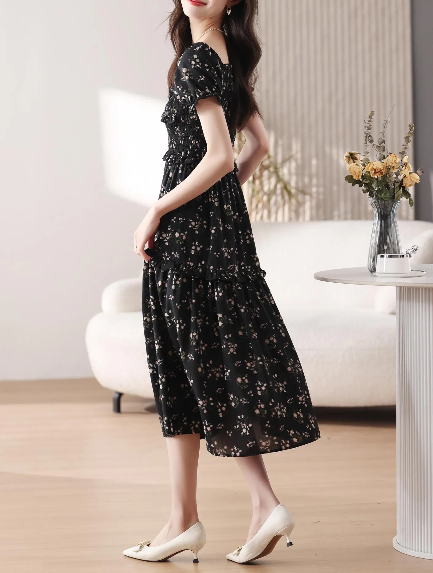 Dress with Ruched Sleeves and Adjustable Waist for a Flattering Fit