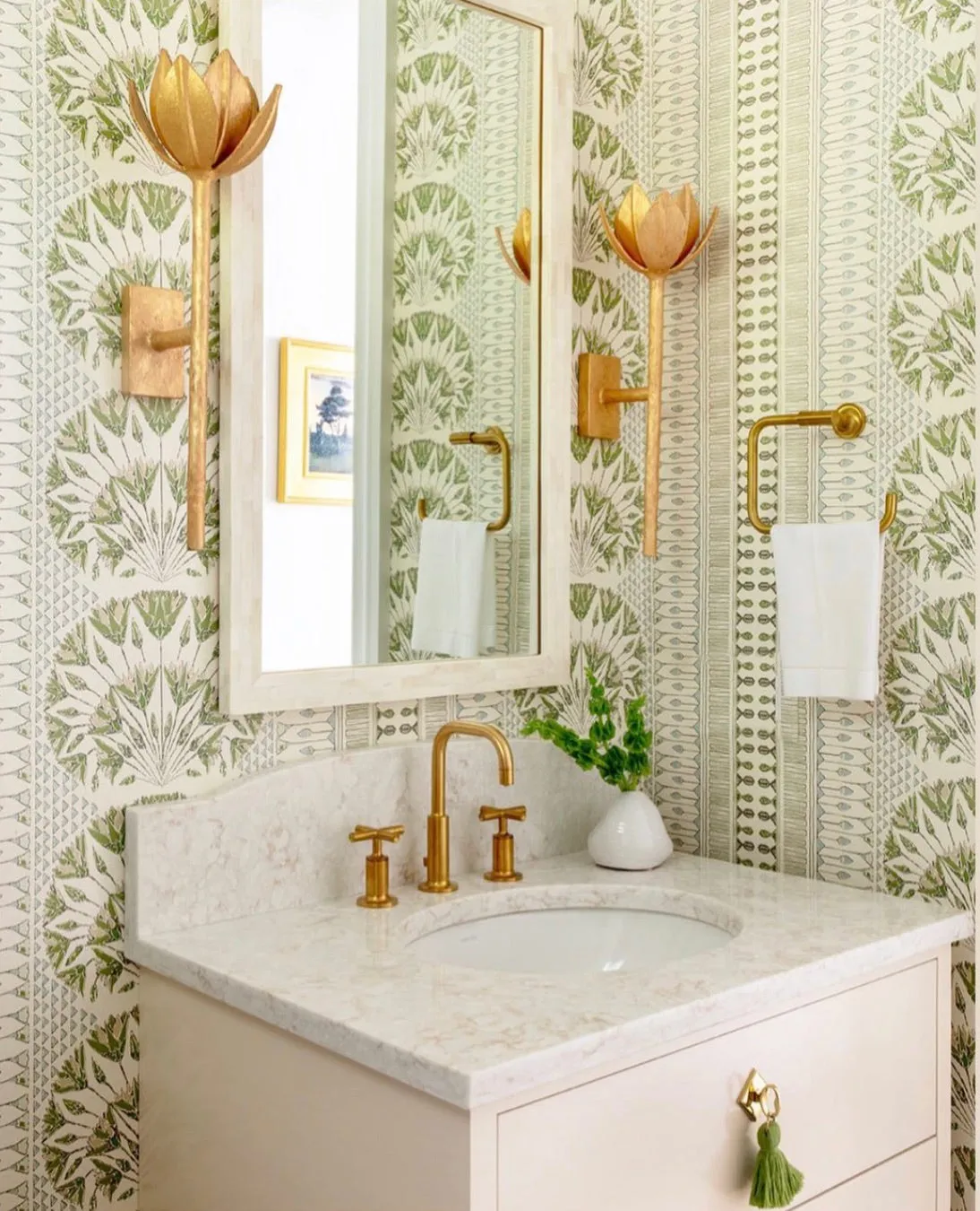 Easton Vanity 30