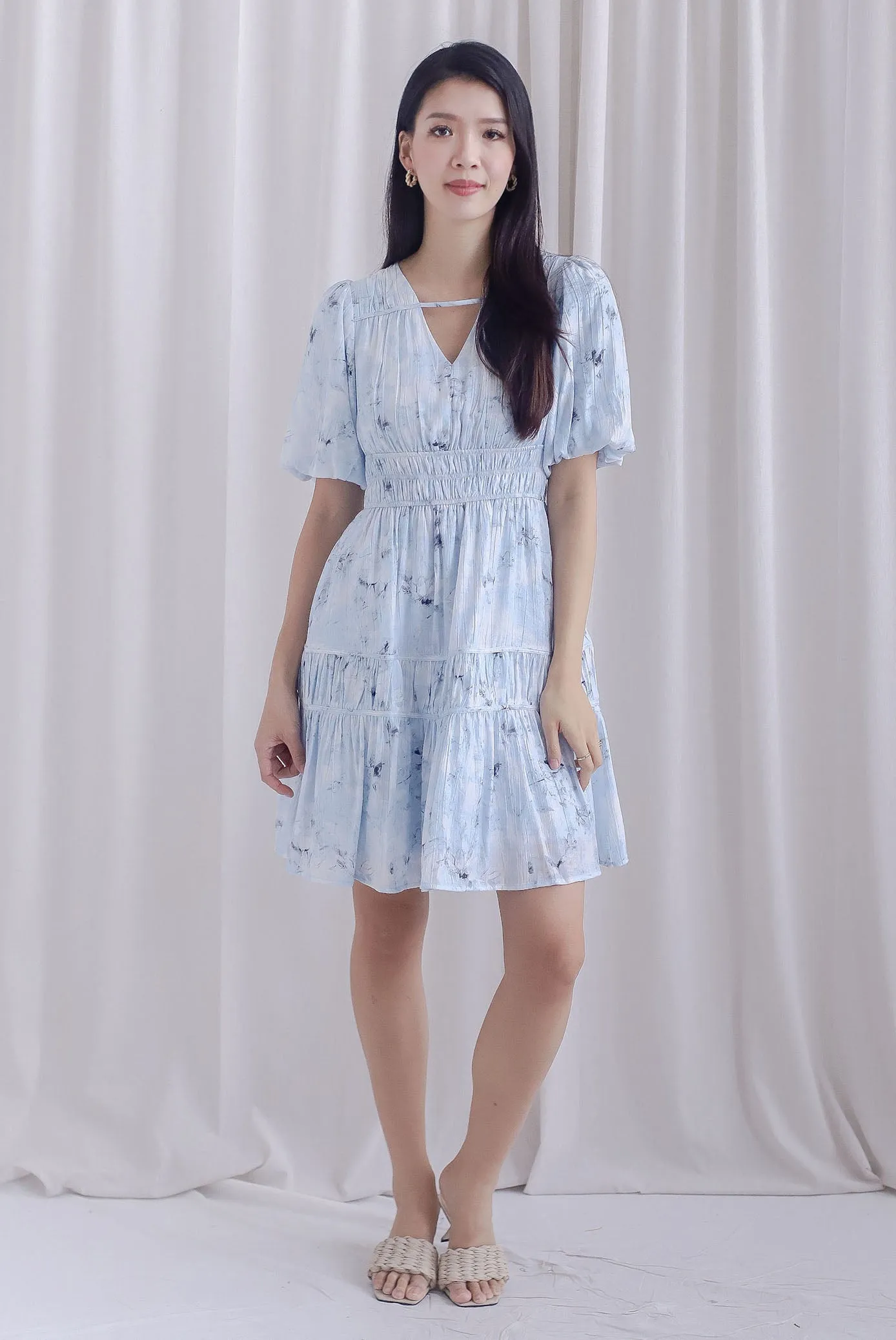Harper Ruched Strap Puffy Sleeve Dress In Blue Print