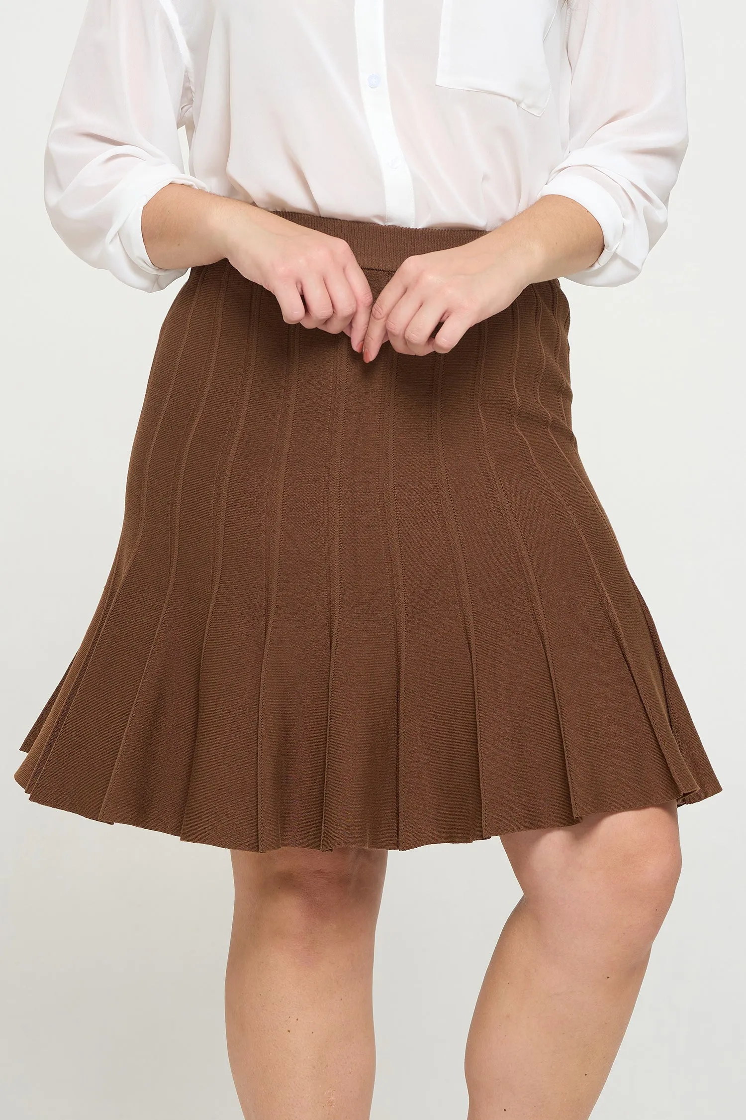 ITS5680-PLUS | Skirts | Junior Plus Rib Knit Pleated Skirt