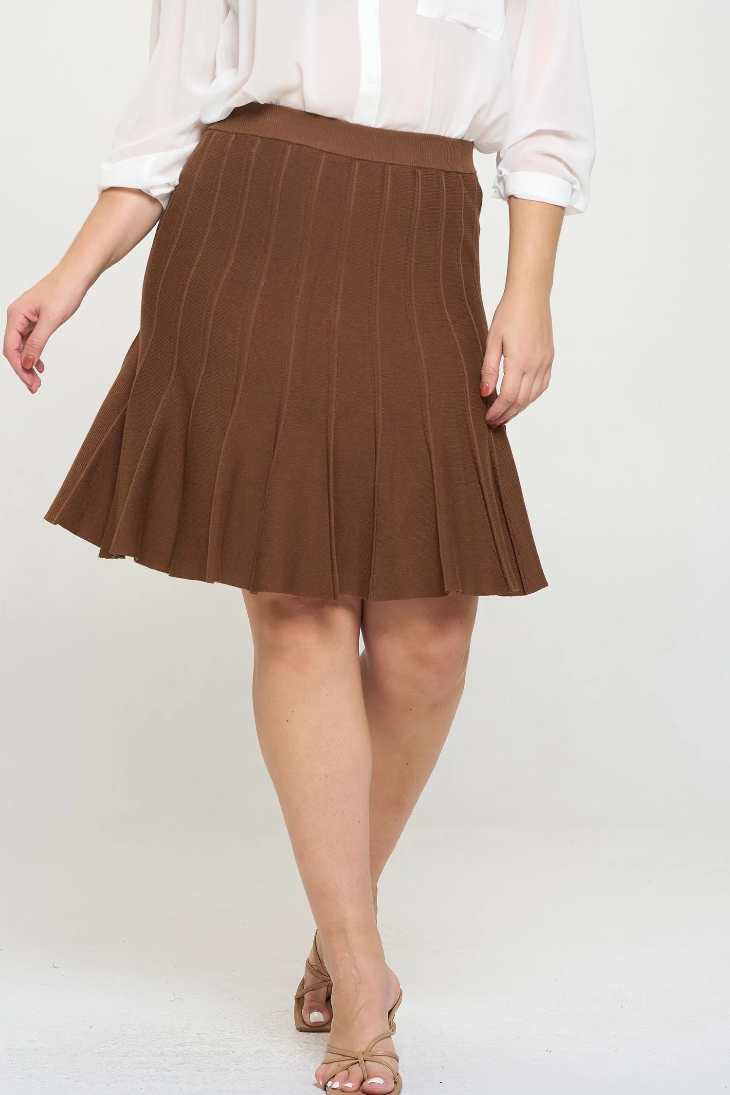 ITS5680-PLUS | Skirts | Junior Plus Rib Knit Pleated Skirt