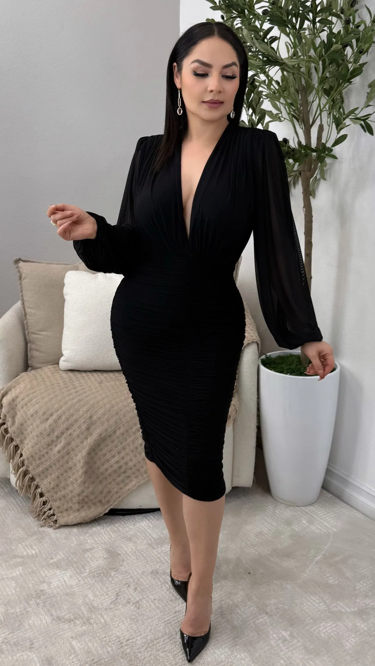 KENDALL BLACK DRESS