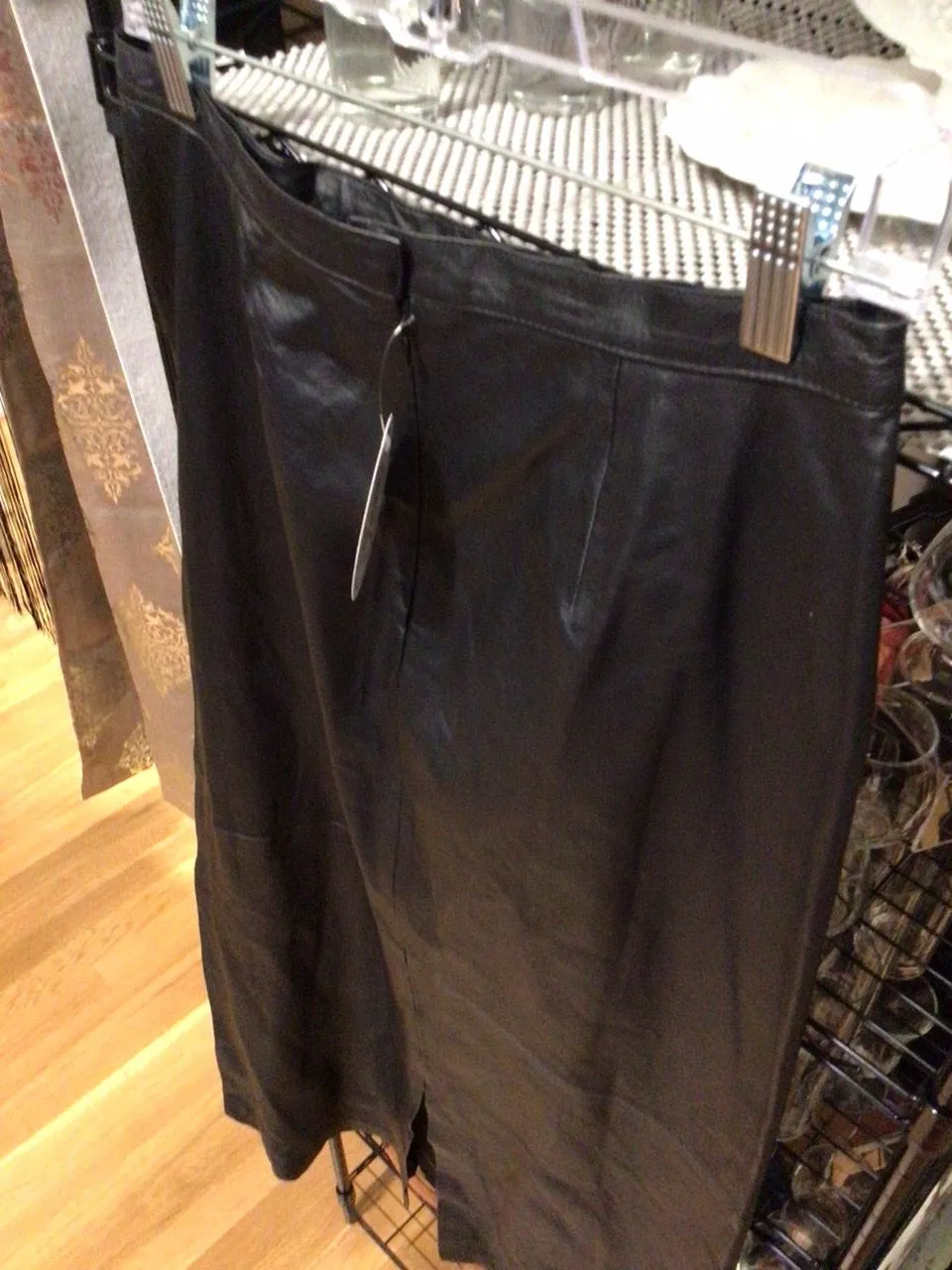 METRO STYLE GENUINE LEATHER SKIRT, size 12  #1508