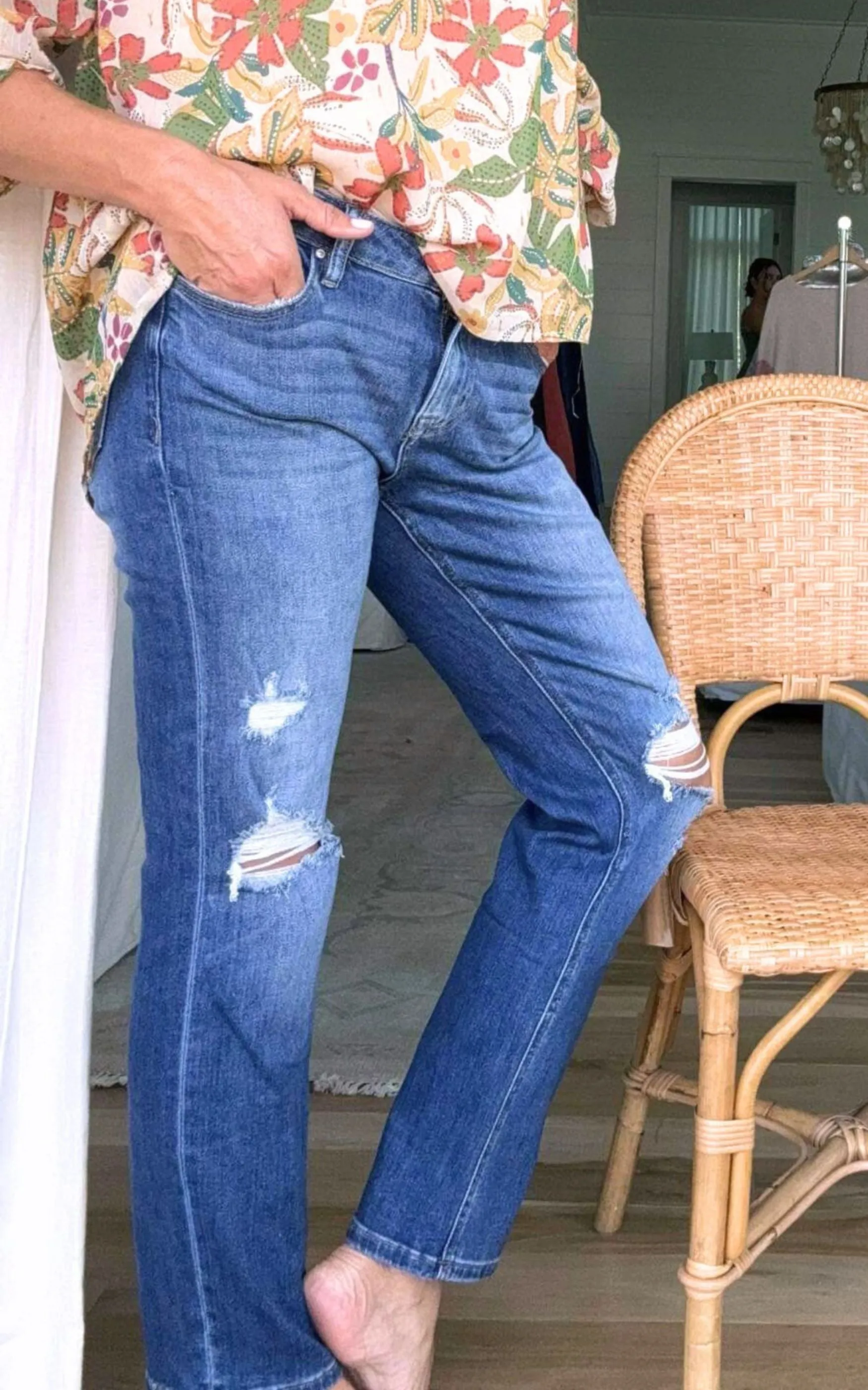 MICA | The Regina High Rise Ankle Straight w/ Side Slit Denim Jeans**