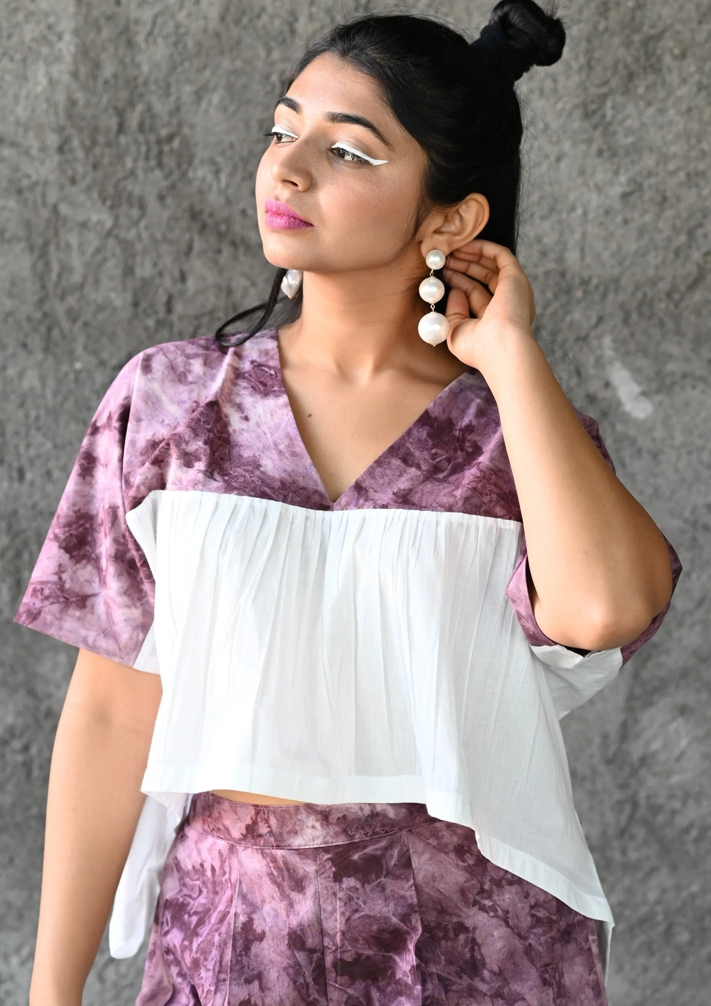 Nebula - Oversized High Low Top