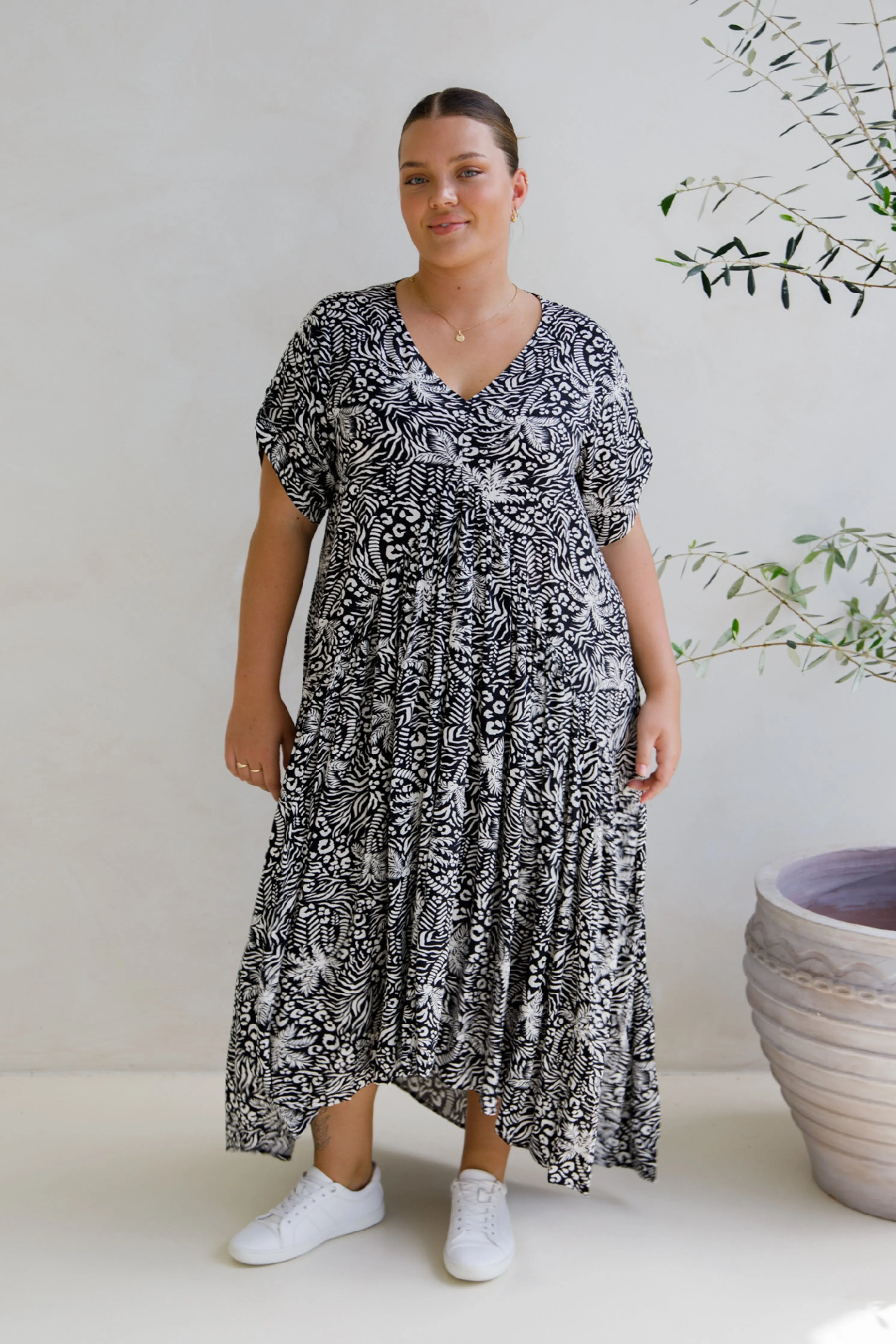 Peak Maxi Dress | Black Palm Cove | FINAL SALE