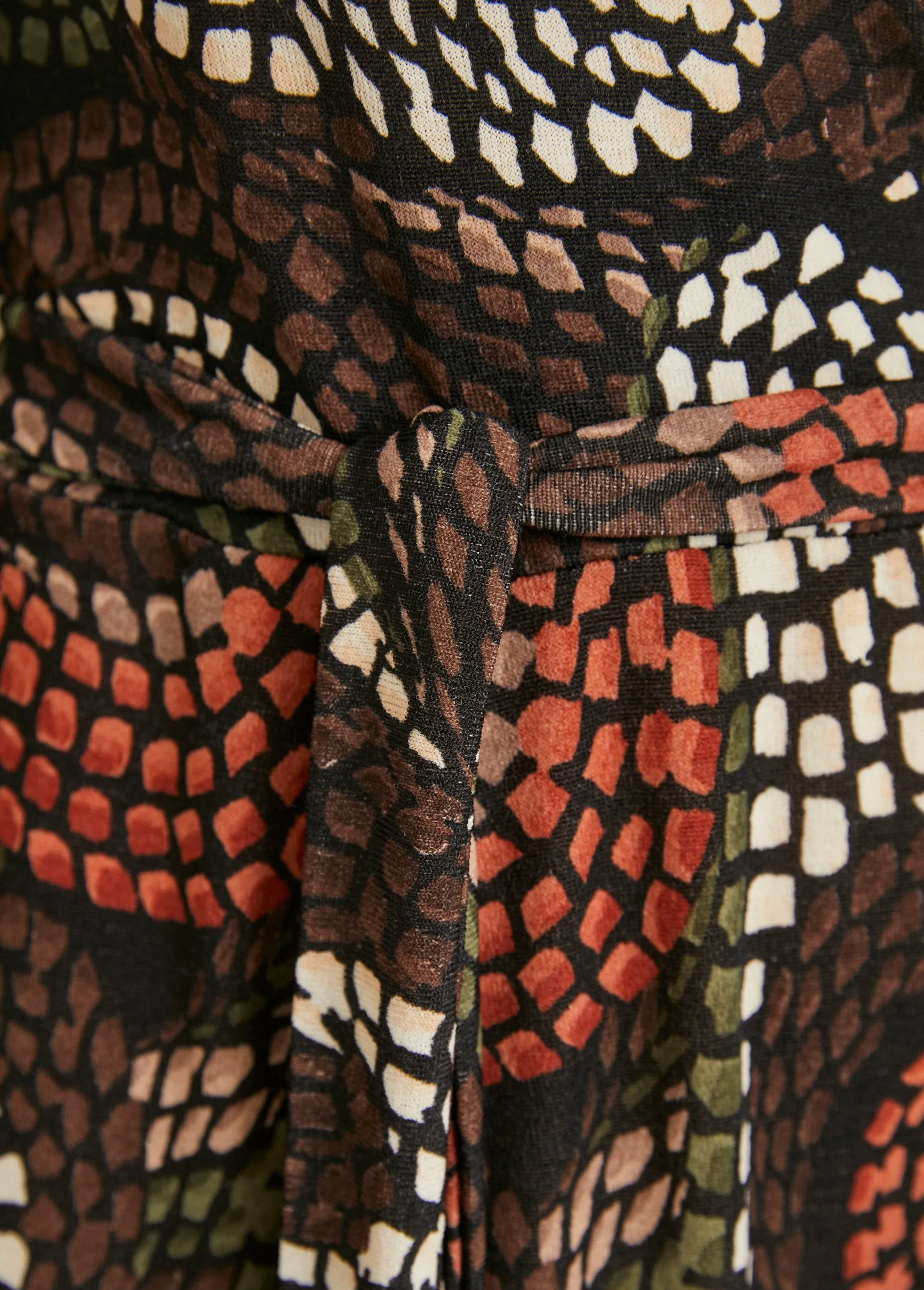 Short graphic flared wrap dress