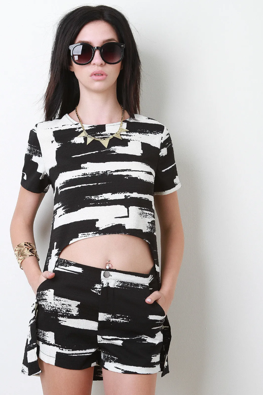 Streak Texture High Low Top