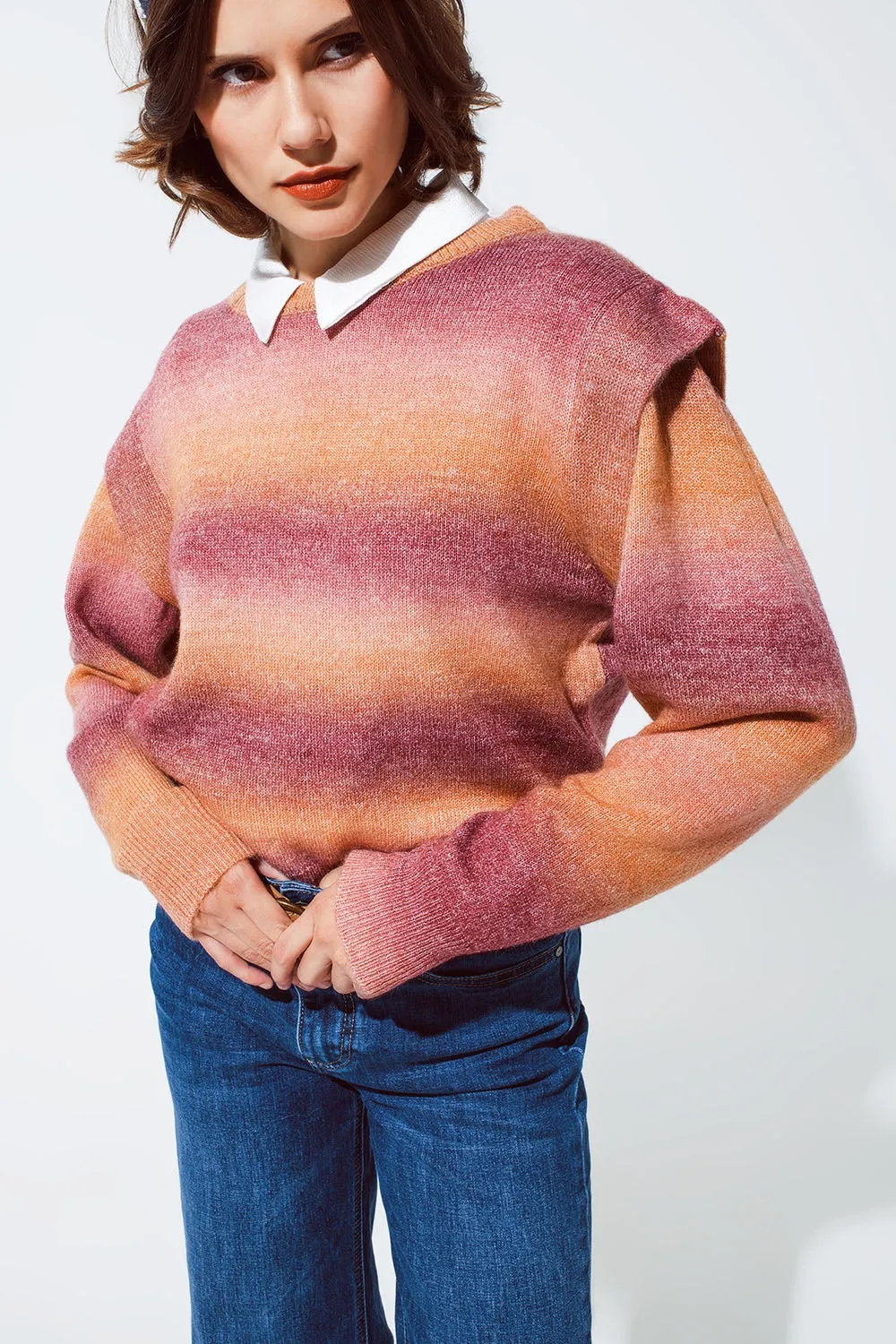 Sweater in orange and red ombre design with round neck and sleeve details