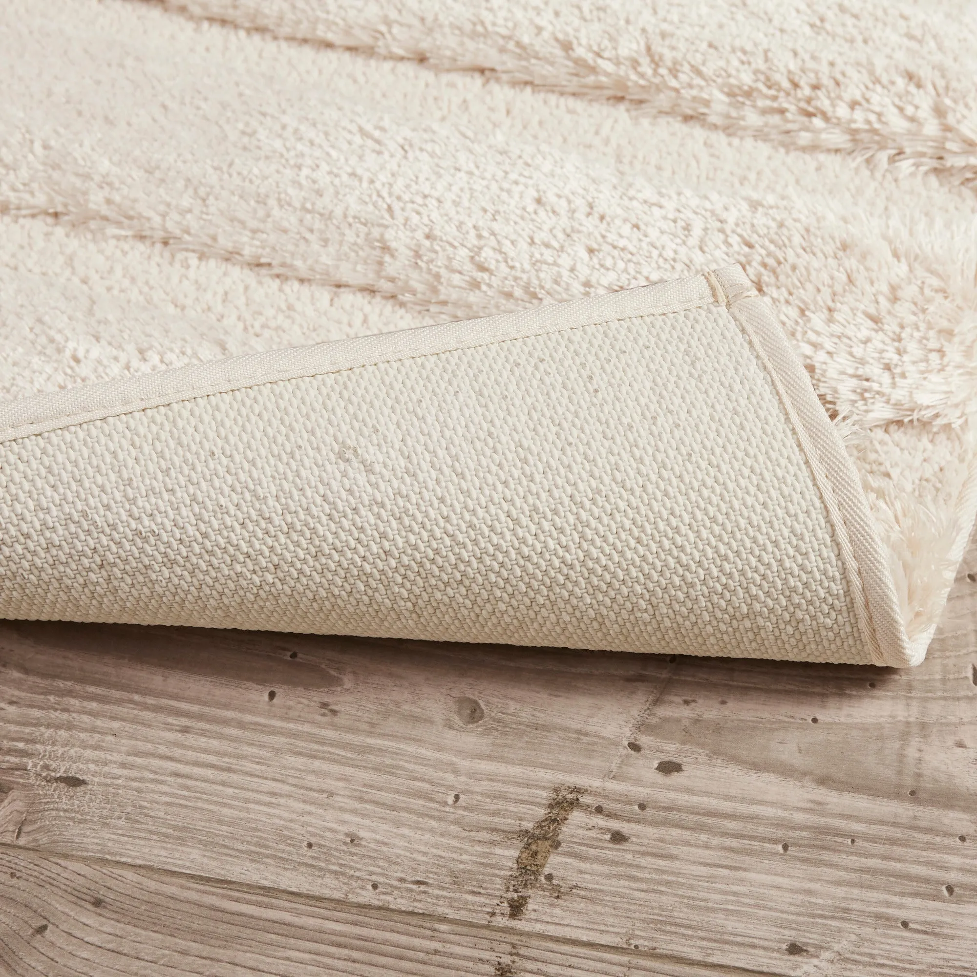 Tufted Pearl Channel Rug Grey