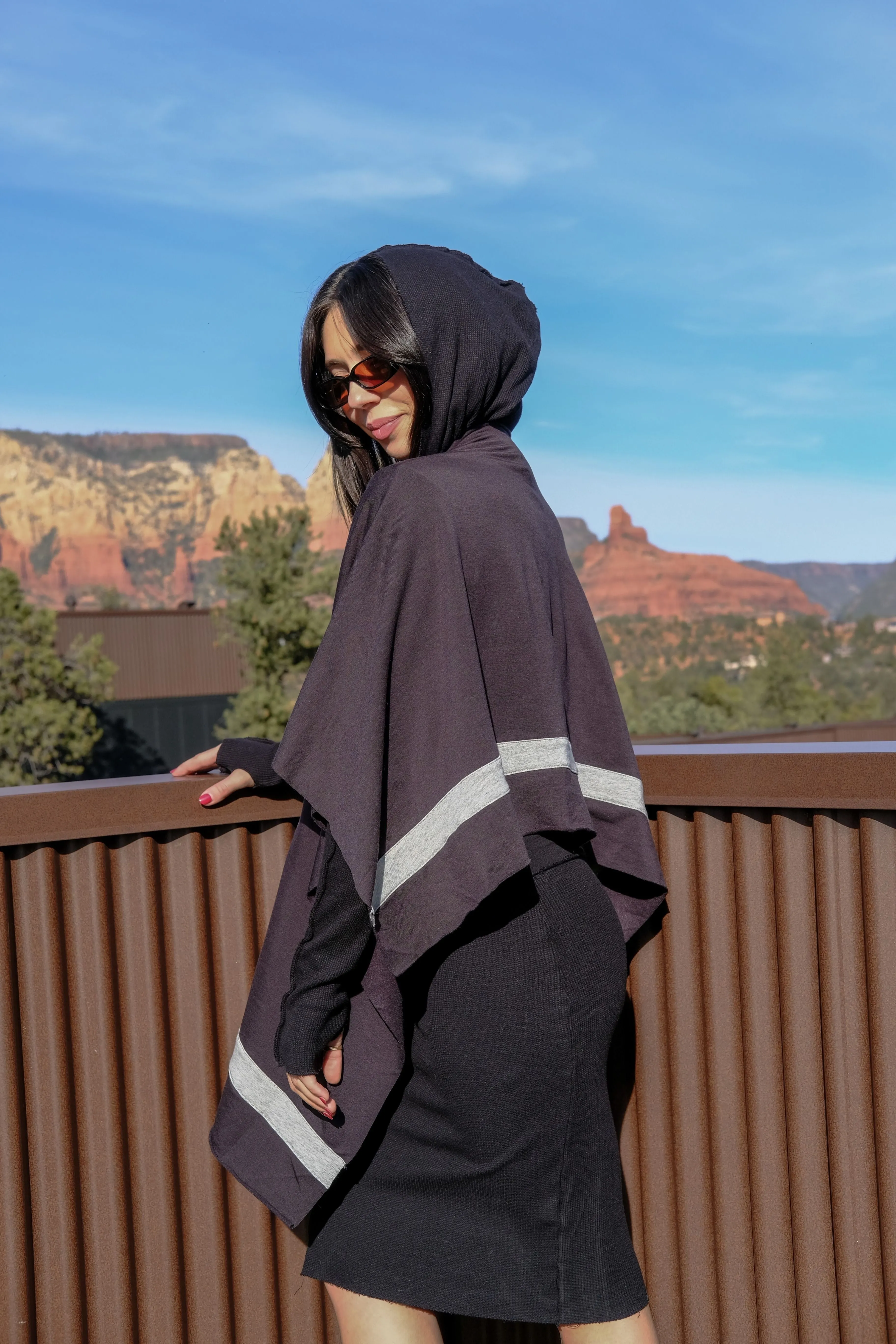 VARSITY WRAP - COAL/HEATHER GREY