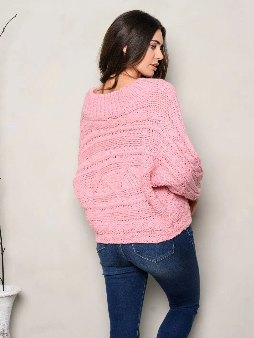 WOMEN'S LONG SLEEVE KNIT SWEATER