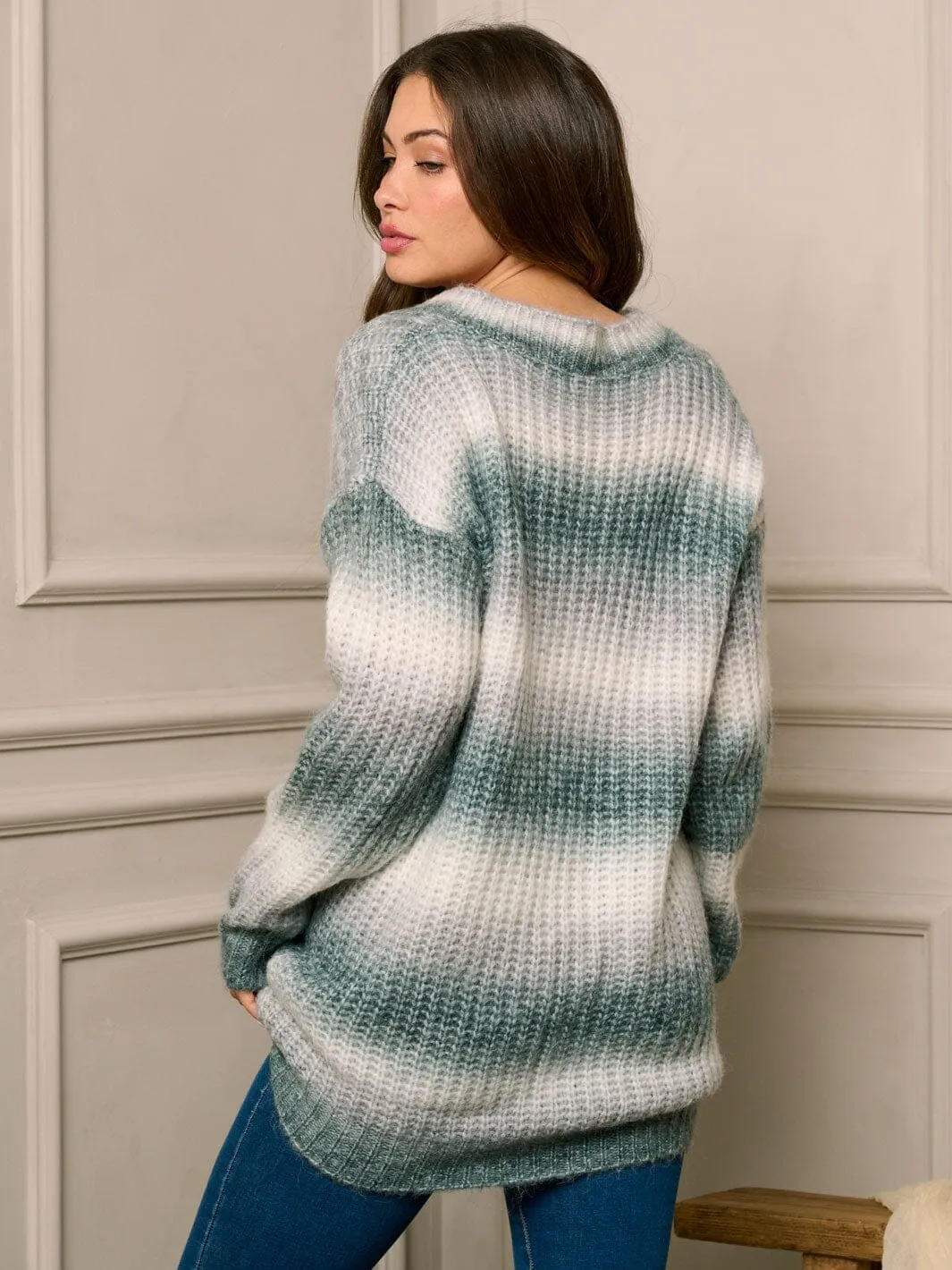 WOMEN'S LONG SLEEVE V-NECK COLORBLOCK PULLOVER SWEATER