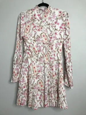 Womens Size Med Misses White Altar'd State Dress